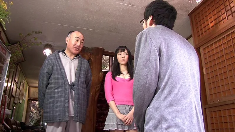 年轻妻子温泉受辱：瞒着丈夫疯狂高潮的白皙美人妻 Shimazaki Mayu