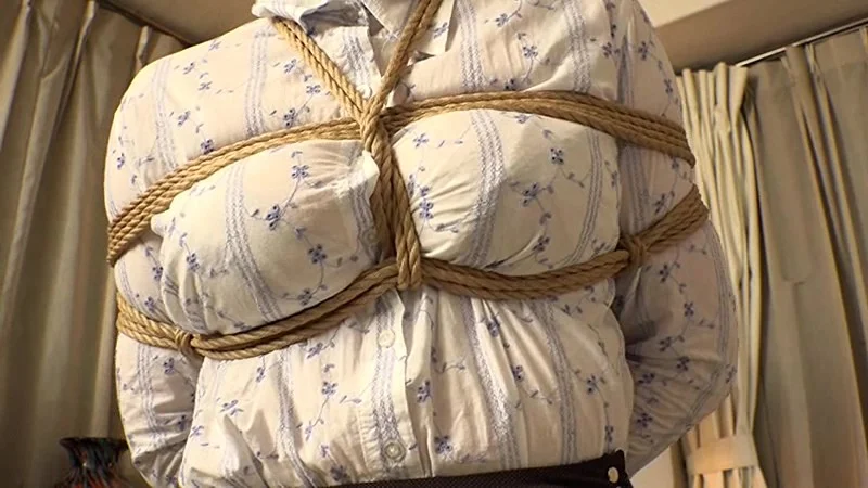 昭和时代的女人：受婆婆虐待、为丈夫献身并沦为男人泄欲工具的儿媳——Sumire Seto
