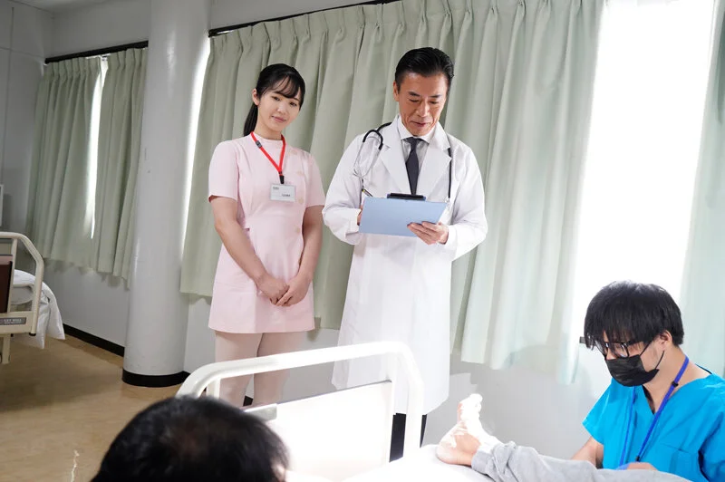 弘前綾香：肉感護理師遭緊縛強姦內射，被凶殘惡徒當成洩慾工具狠狠幹到慘叫