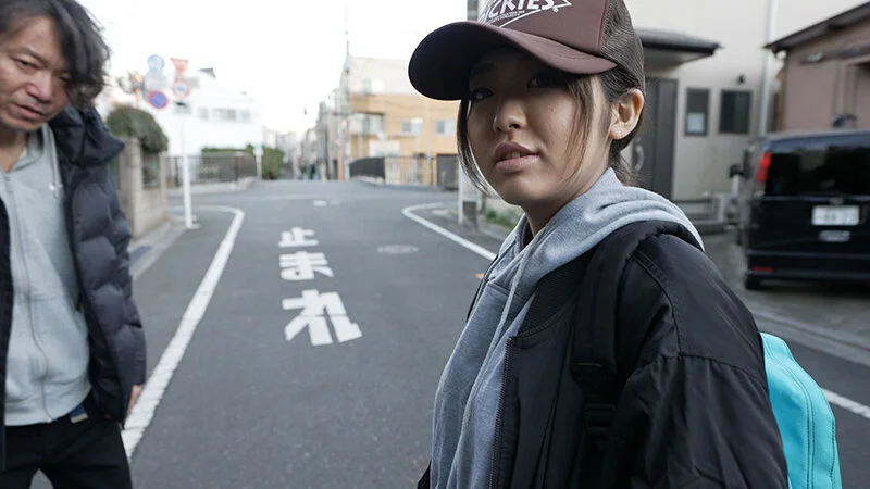 一開口她就讓你幹！脫光後身材驚人的健康G罩杯巨乳成年女大學生