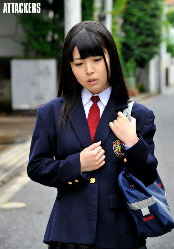 血を吸う女
