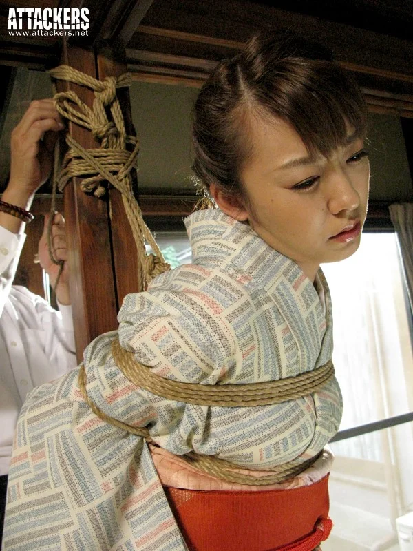 緊縛秘画報