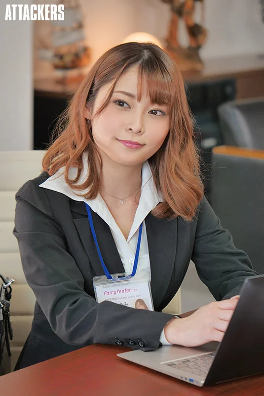 Arrogant Female Boss Humiliated and Raped While Apologizing for Her Subordinate's Mistake