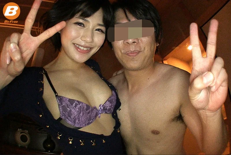 Moe Ona Turns Gyaru and Gives Adult Virgin Fans Their First Time