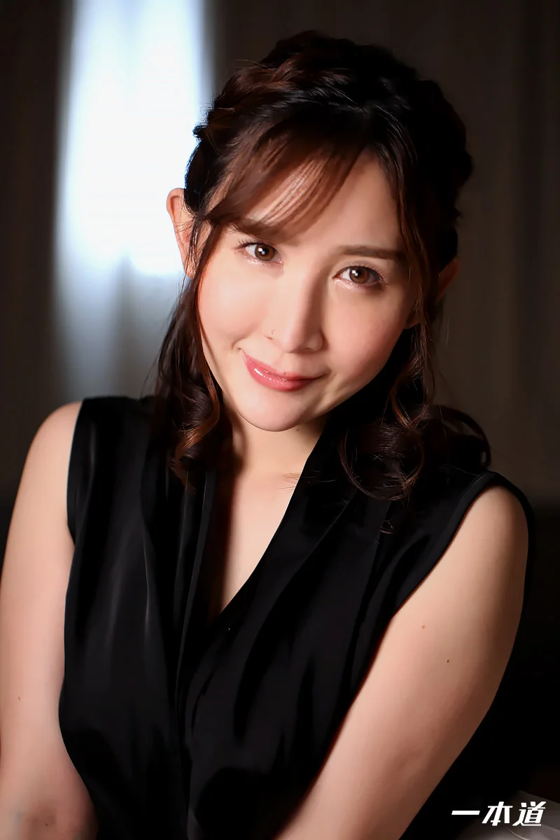 濃烈接吻與肉體交纏——Asaka Sera