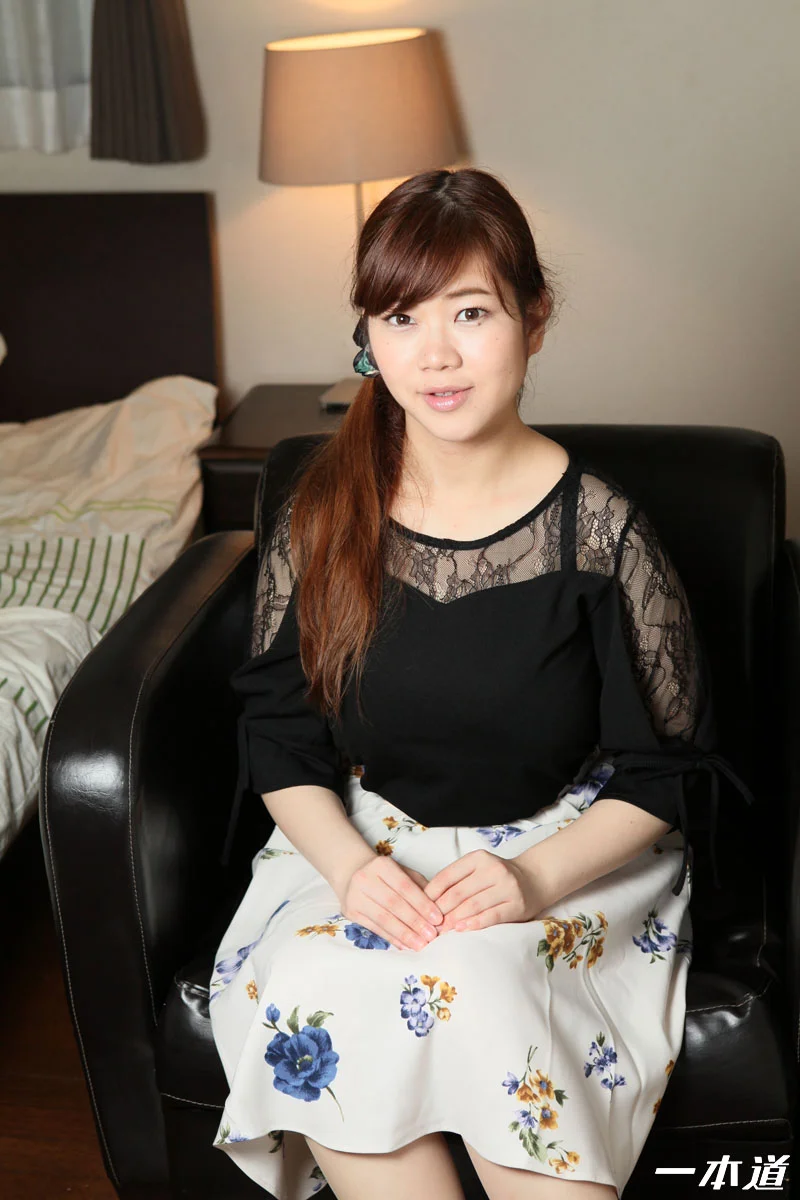 Naked Résumé: China Yukizome