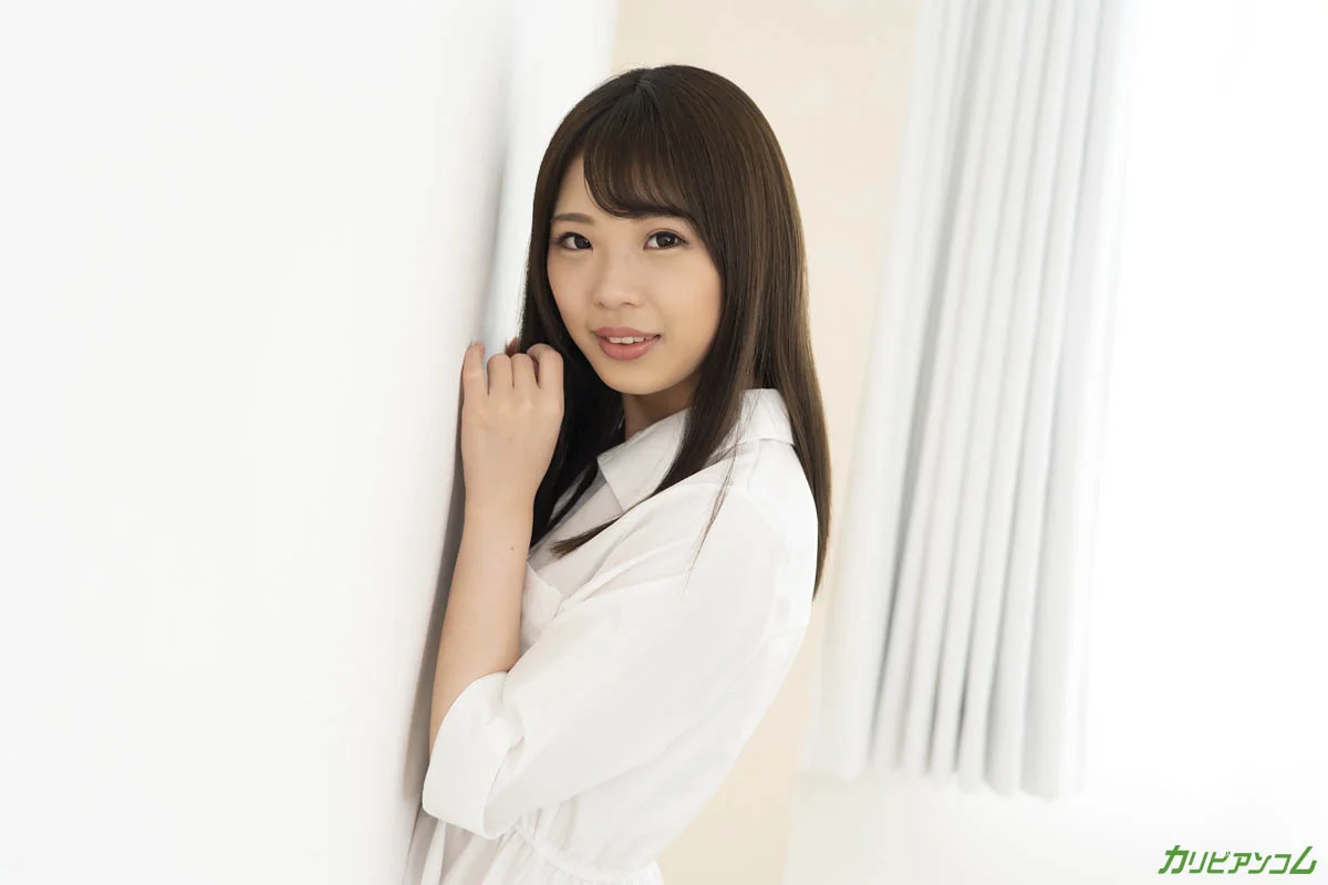 Debut Vol.70：纖瘦巨乳寫真偶像Hina Hodaka首次實拍內射
