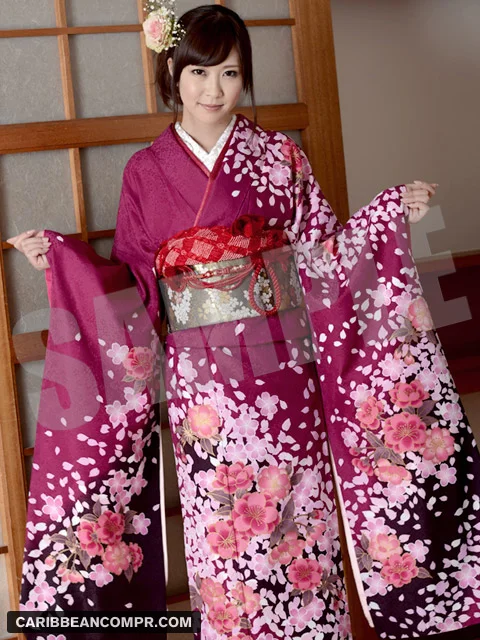 Catwalk Poison DV 22: The Kimono Sex Life She Always Wanted