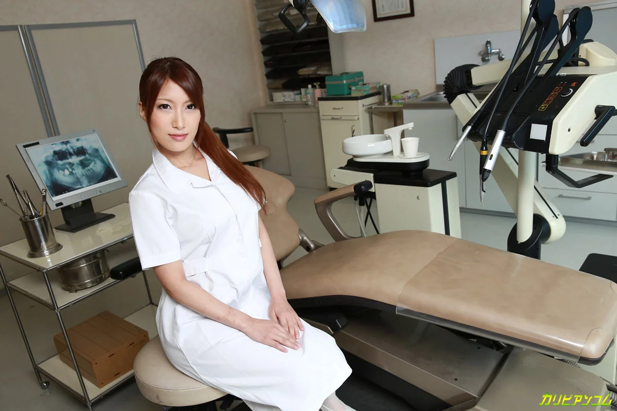 Working Tits: Accidental Breast Contact ~Dentist Edition~