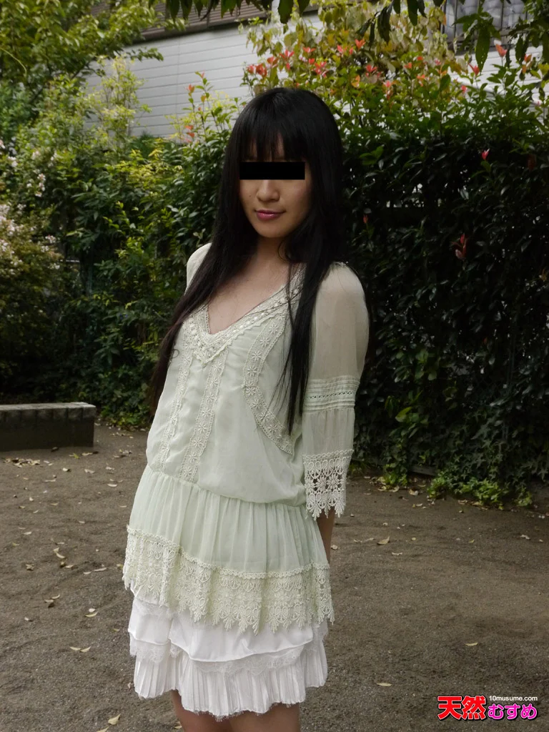 Real Amateur Pickup: An Adult Woman Waiting for Her Friend Gets Taken Home