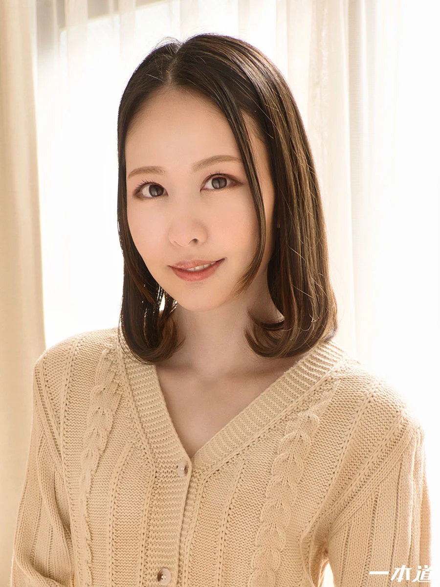 朝比奈菜々子とアナル初体験