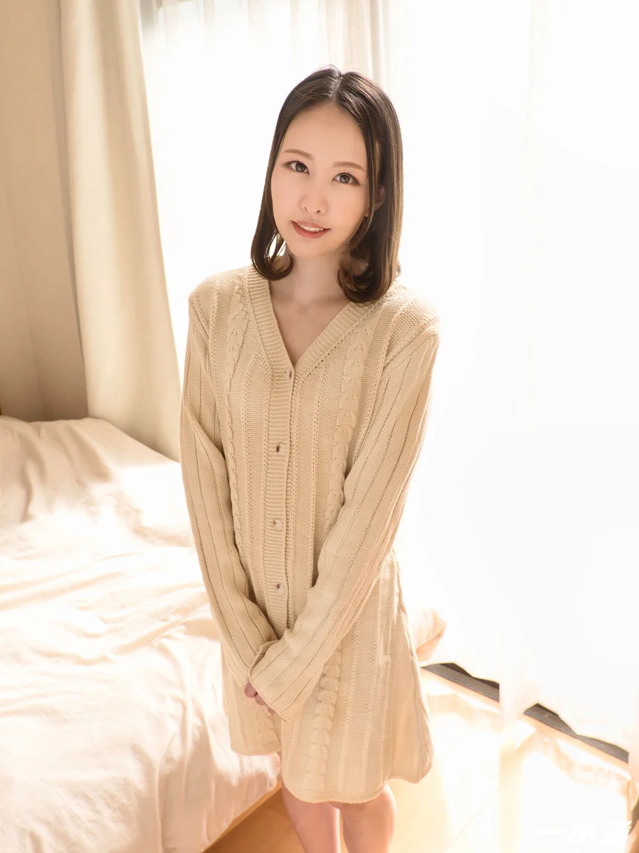 朝比奈菜々子とアナル初体験