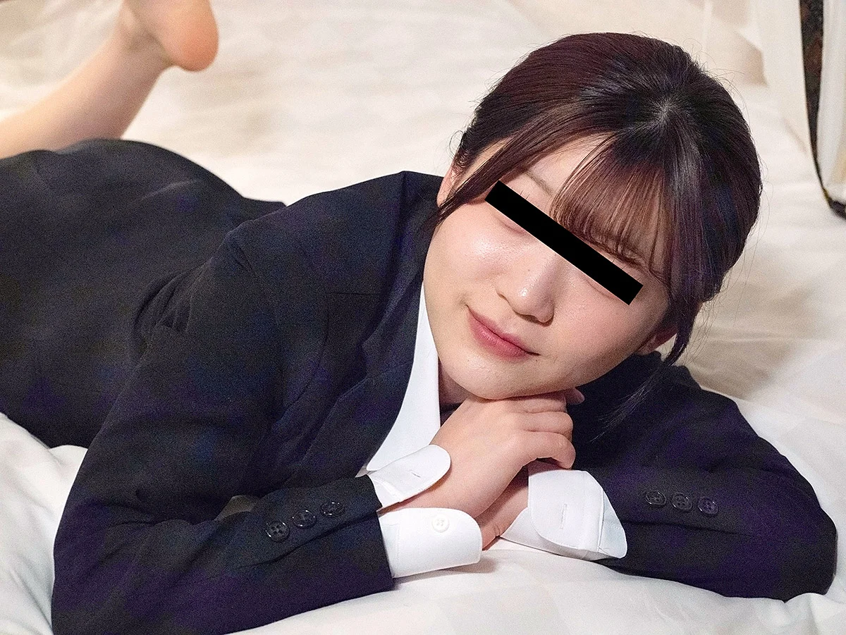 Petite Cute Adult College Student Gets a Bareback Creampie at a Job Interview