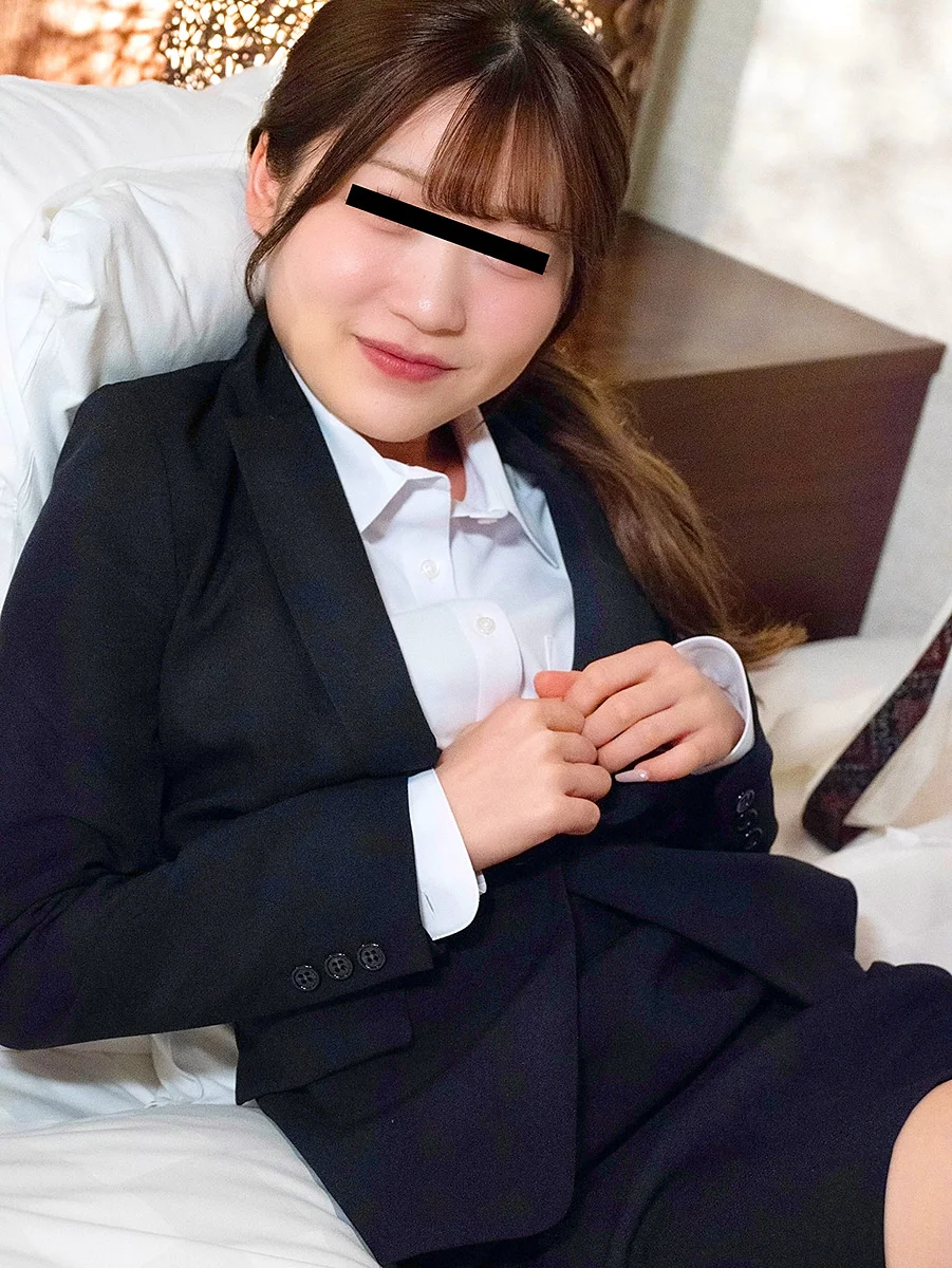 Petite Cute Adult College Student Gets a Bareback Creampie at a Job Interview