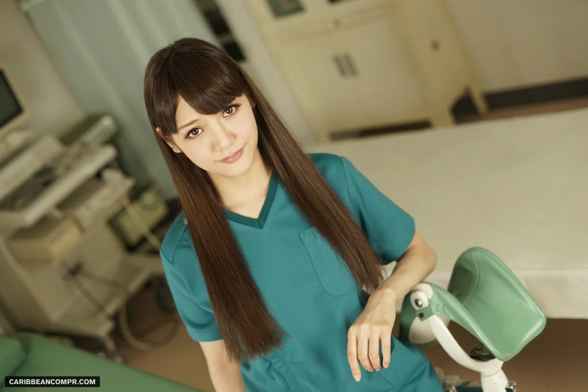 Beautiful Sex Fiend: Perverted Female Doctor's Dirty-Talk Treatment