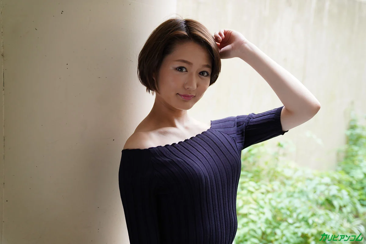 視界侵入！たちまち挿入！ ～何も知らない新人女優にビクビクロイヤル中出し2連発～