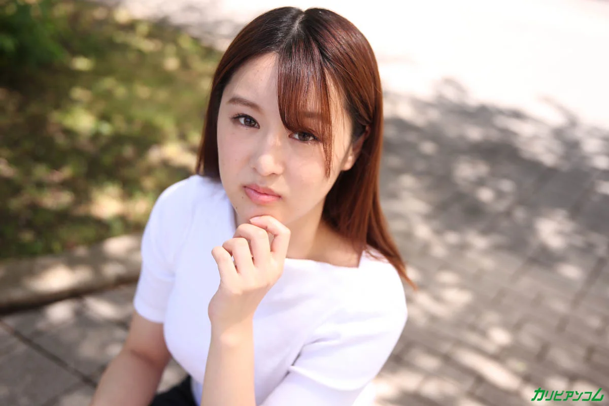 Debut Vol.64 ～初心な美人が初めて感じたドキドキSEX～