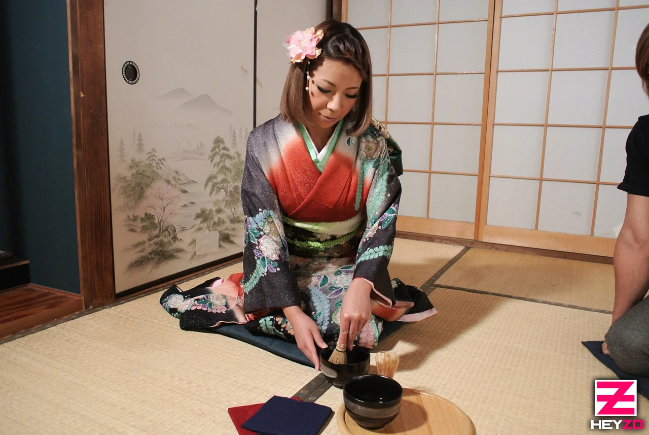 Busty Furisode Rich Girl