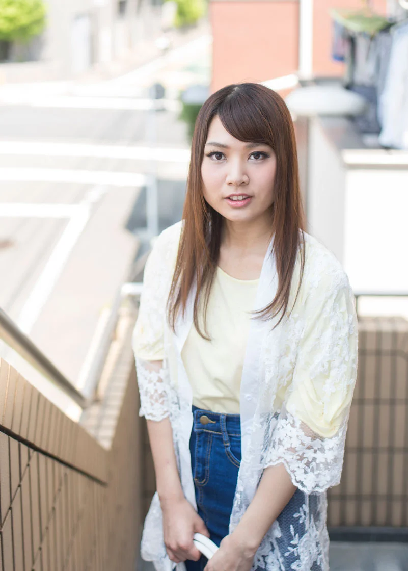 AV女優をあなたの自宅に宅配！6
