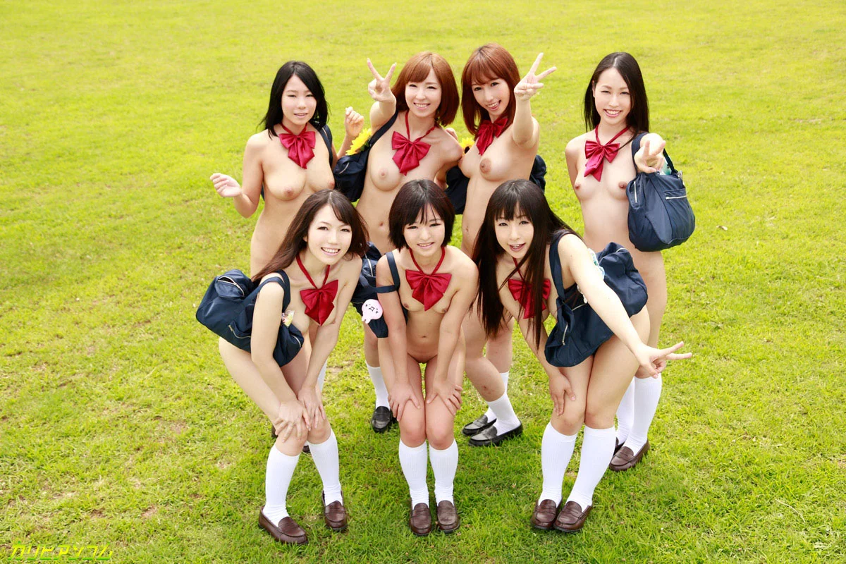 成年女学生角色扮演合集