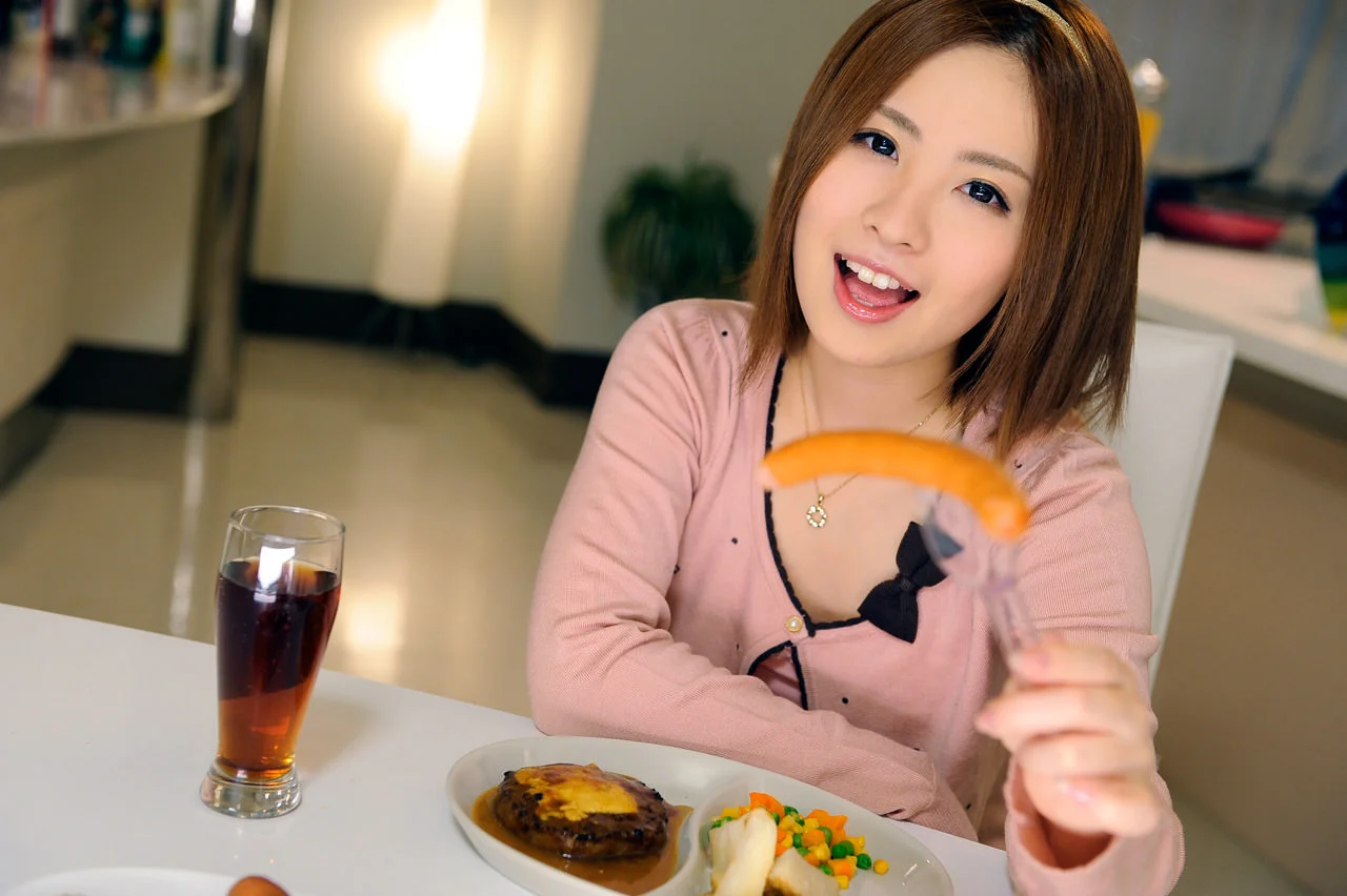 主観SEXで彼氏気分！～美香の痴態はボクのもの！！～