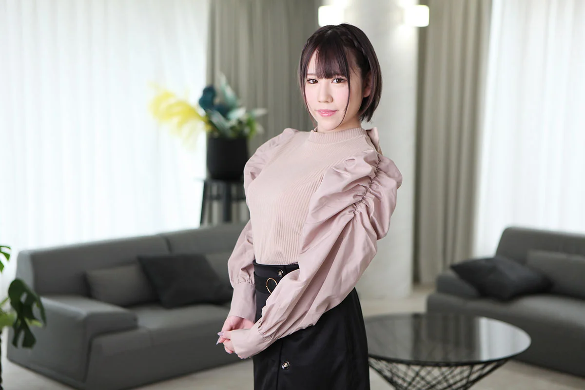 Three Older Men Toy With Riri Shiraki's Curvy Body in a Four-Way
