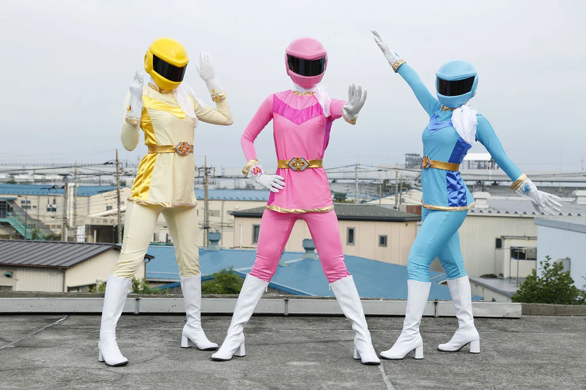 Galactic Squadron Brave Z, Part One: Three Beautiful Warrior Heroines Captured