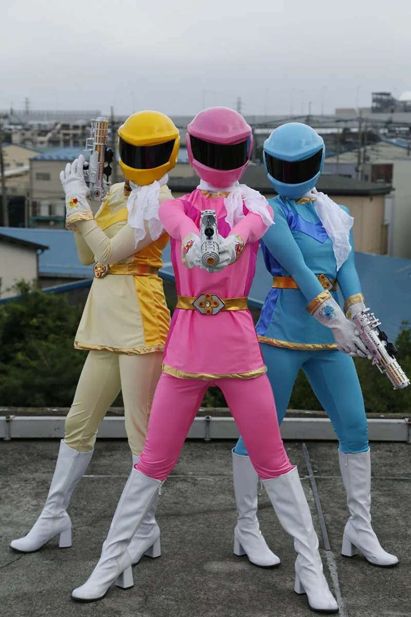 Galactic Squadron Brave Z, Part One: Three Beautiful Warrior Heroines Captured