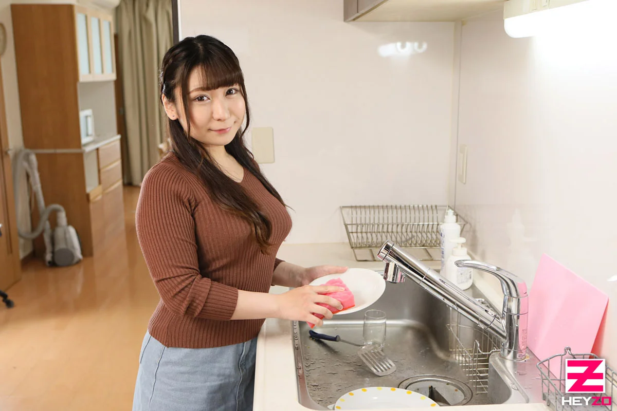 マンネリ疲れの豊満人妻をなし崩し的にヤッてヤリました！