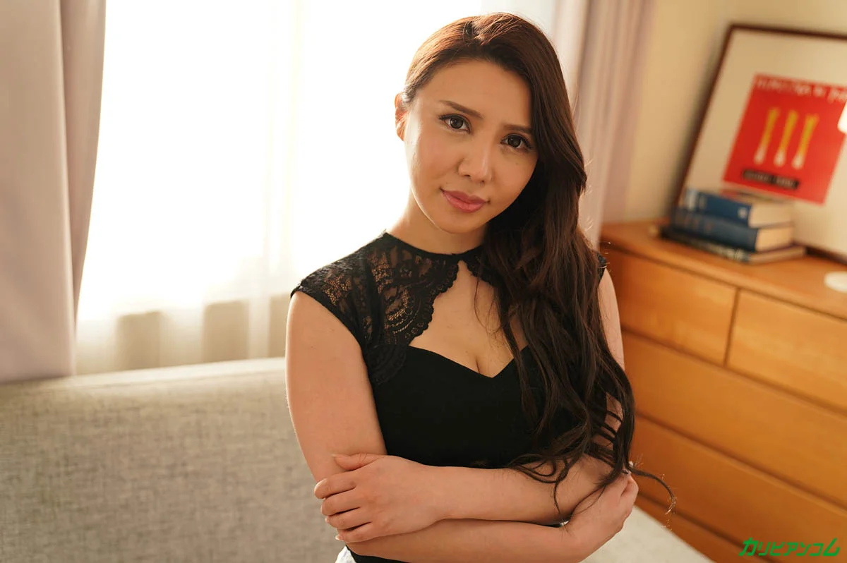 艶色フェロモンが溢れ出ている女