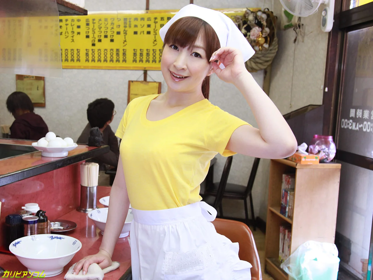 行列のできるラーメン屋