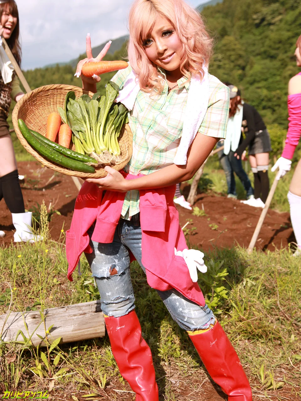 Farm Gals: Episode 1