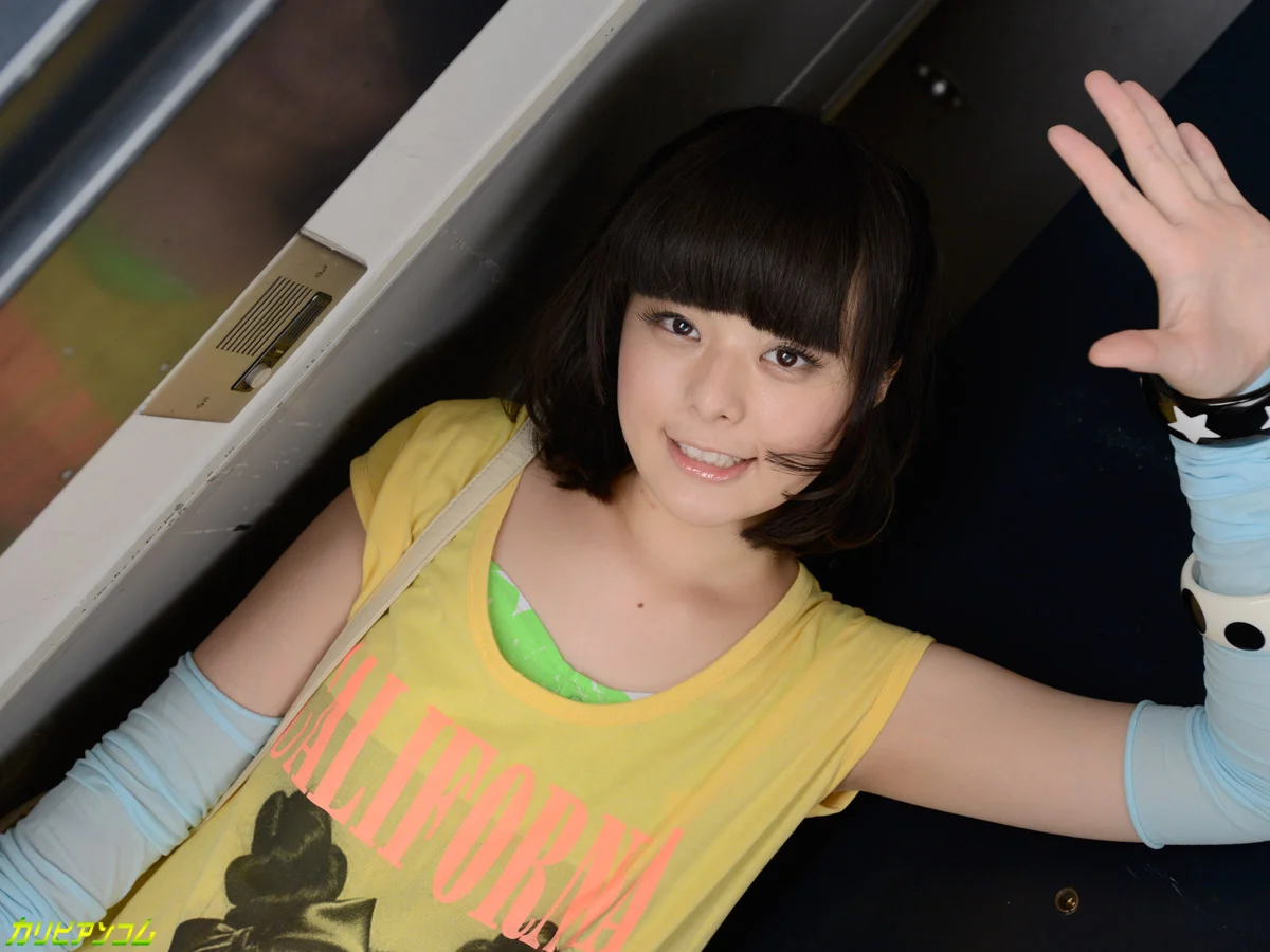 Rika Shimazaki's Surprise Fan Home Visit: Unannounced Livestream!