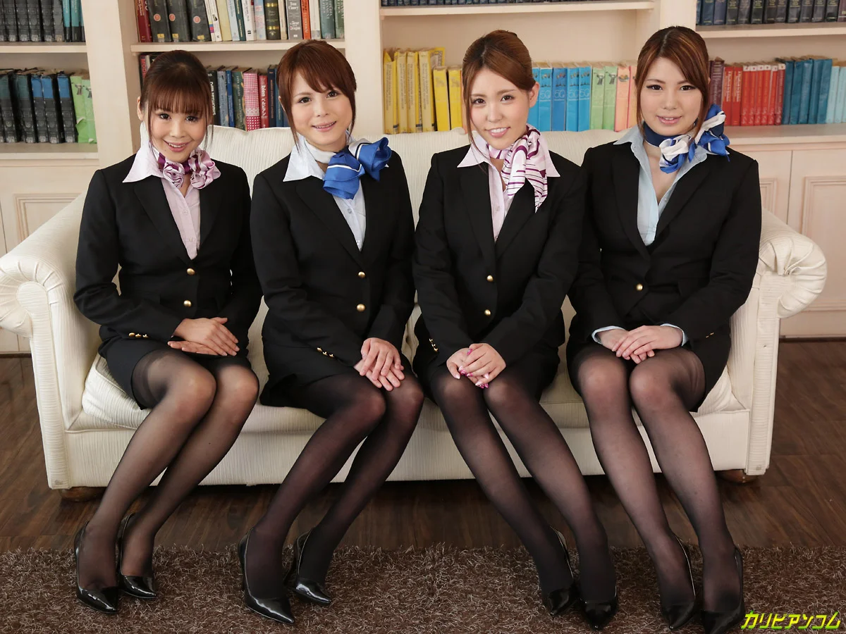 乱交ルーム 〜フライト疲れのCA4人がストレス発散にやってきた〜