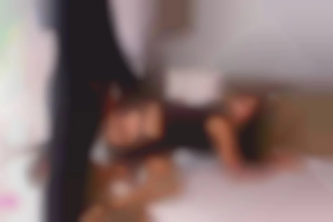 Claire Castel，勤奋的成年学生