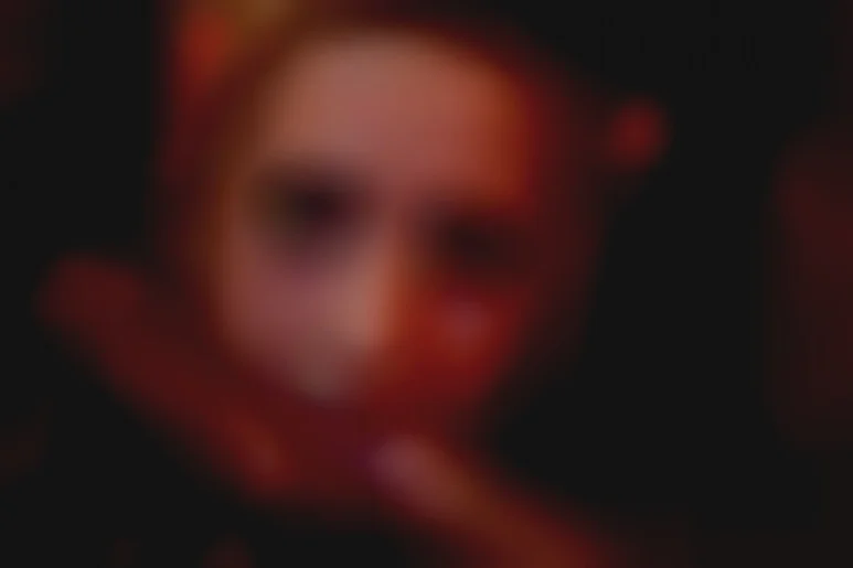 3 sexes pour une coquine dans une boite de nuit