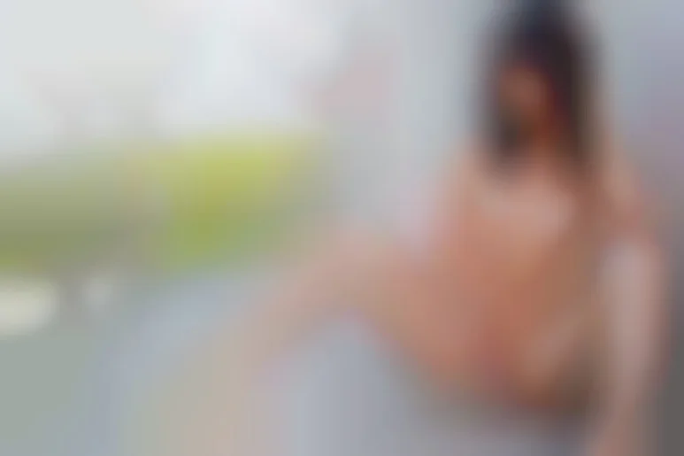 Pornstar访谈：Ariel Rebel的首次硬核影片