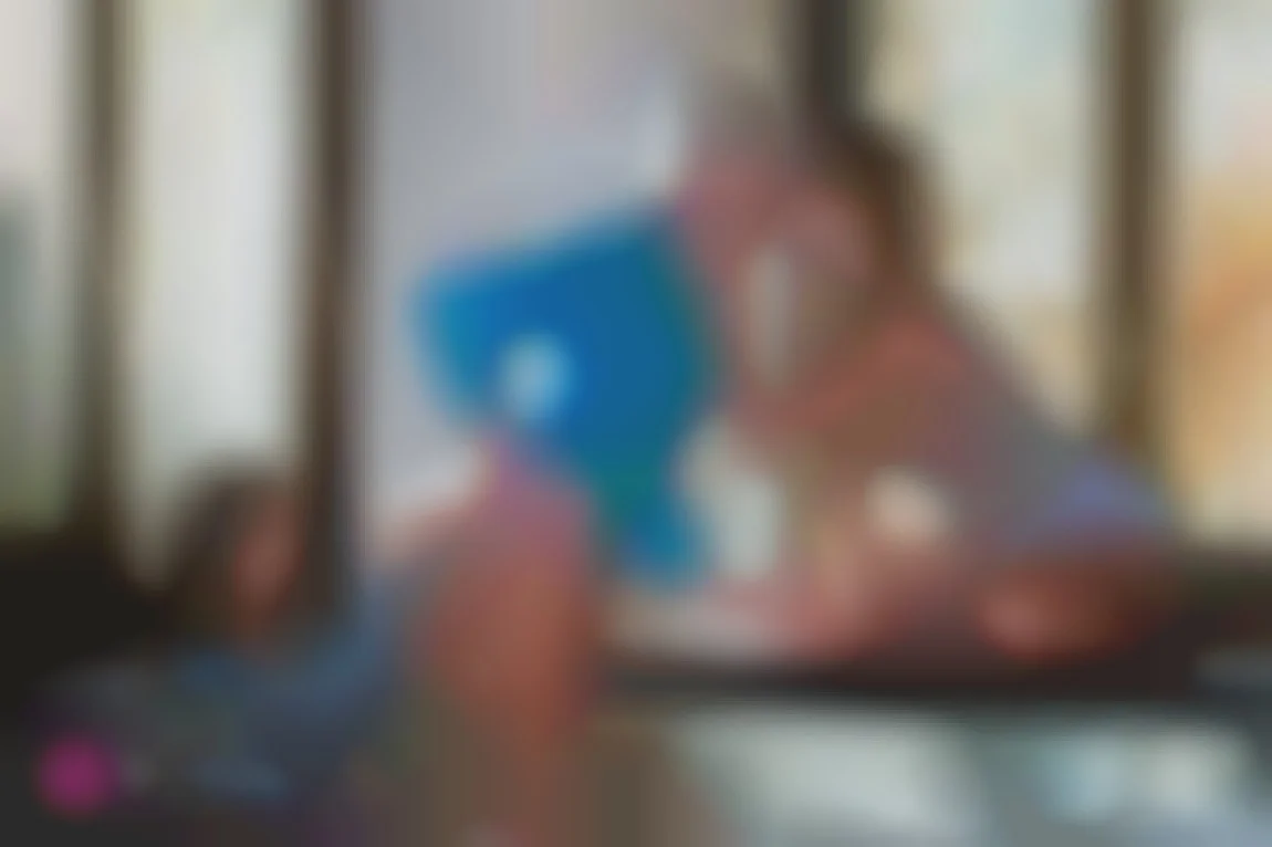 三個美女的肛門玩具盛宴