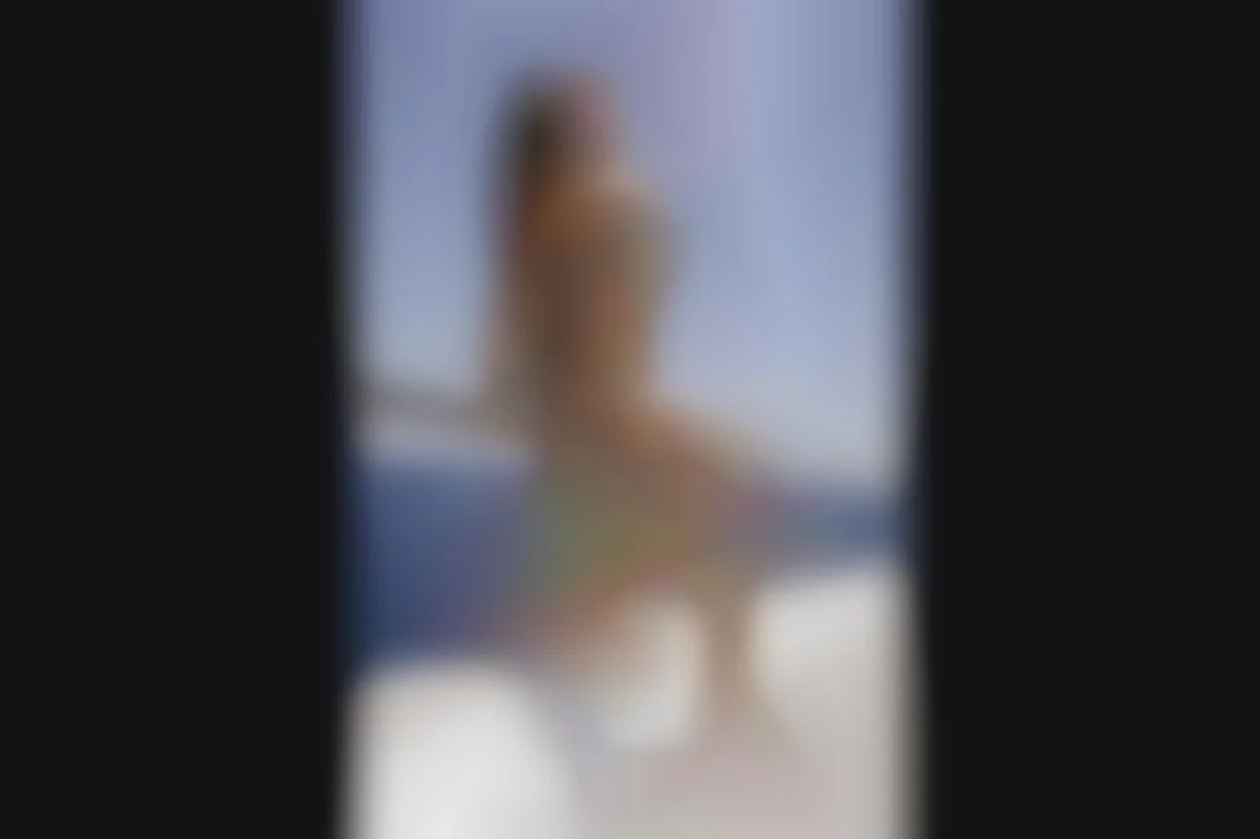 Une Croisiere hard avec sodo profonde pour un marin bien monté et une blonde chic et vicieuse