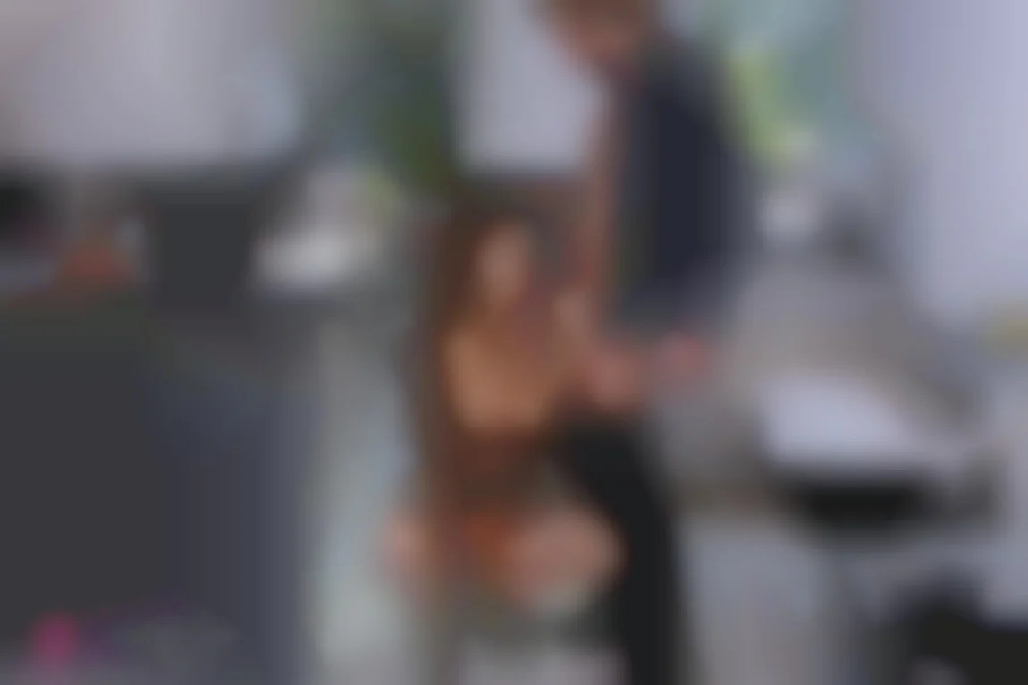 廚房裡的夫妻性愛