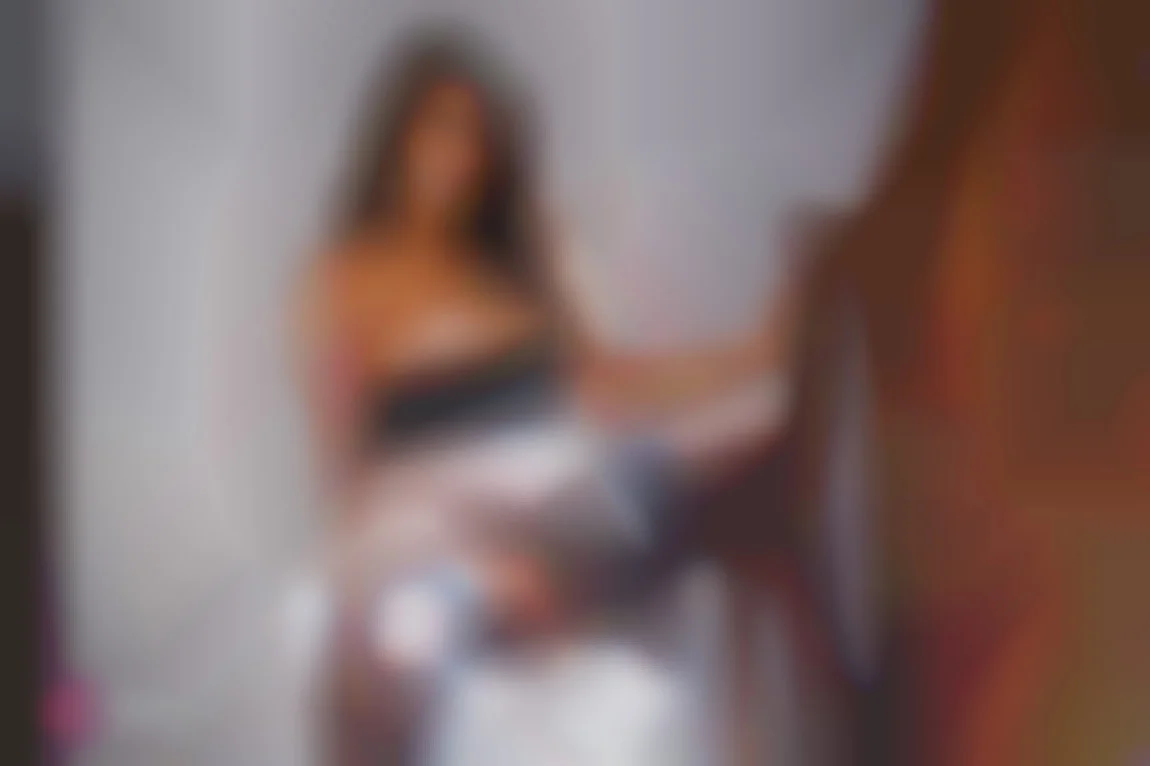Ariana Van X 的首场 Dorcel 演出