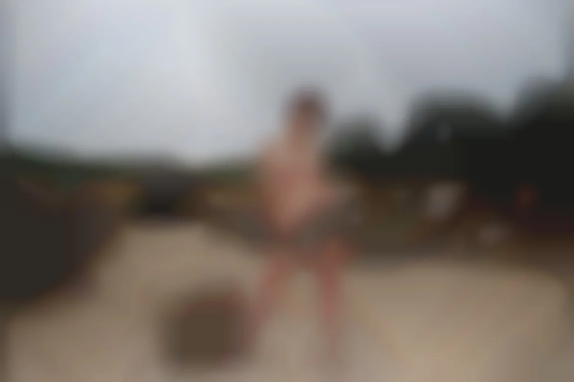 阳光下的激烈三人性爱