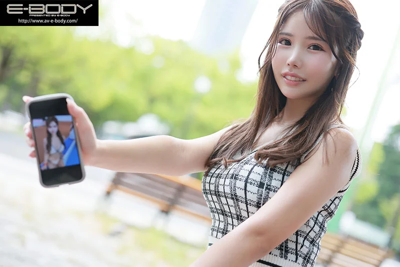 Slim, Busty Beauty Influencer Suzukaze Ui Drops Her Picture-Perfect Image for a Wild, Camera-Ignoring Porn Debut