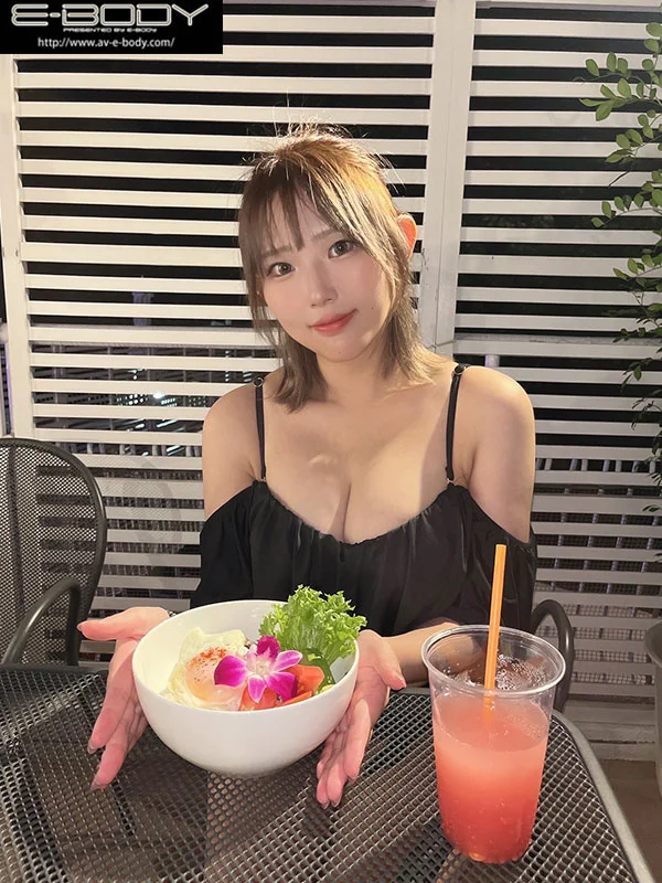 巨乳新人 B93cm W58cm H98cm 筋トレ姿がシコすぎてバズったHカップのボディメイク系インフルエンサー 全身で喘ぐむちむち肉弾性交