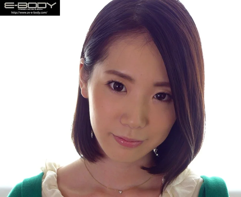 E-BODY専属デビュー 「私のことなんて知らないですよね?」某通販カタログで表紙も飾った現役人妻モデル沢尻真未32歳AV解禁