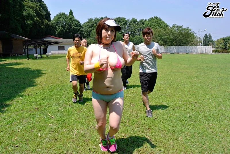 Sweaty Jogging with a Naughty, Curvy Teaching Intern