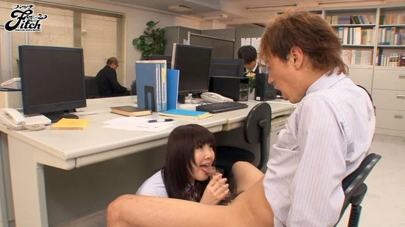 老婆是肉感爆棚的成人女學生：角色扮演