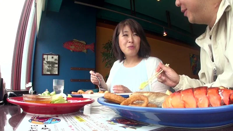 Longing: Sayo, a Mature Woman in Her 50s, Rediscovers Romance and Sex
