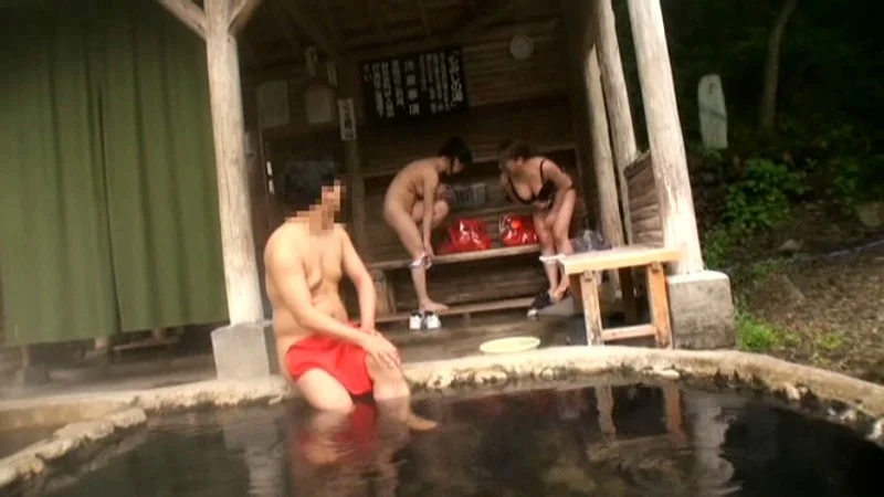 Open-Air Mixed-Bath Hot Spring Resort: Yui Nanase & Hinata Kurusu