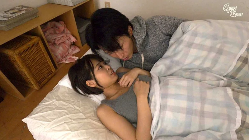 I Can't Hold Back Anymore, Sis... She Accepts Her Adult Brother When He Sneaks into Her Bed at Midnight and Creampies Her